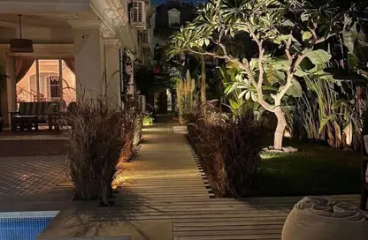 فيلا - 5 غرف نوم - 4 حمامات للبيع في ليك ويست 2 - كمبوندات الشيخ زايد - الشيخ زايد - الجيزة