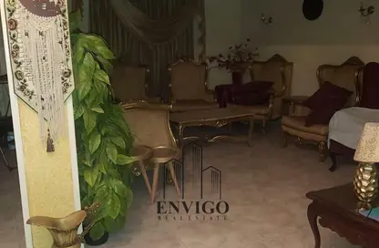 Apartment - 4 Bedrooms - 2 Bathrooms for sale in Mohammed Al Maqref St. - 6th Zone - Nasr City - Cairo