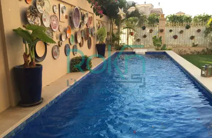 Villa - 4 Bedrooms - 6 Bathrooms for sale in Royal City - Sheikh Zayed Compounds - Sheikh Zayed City - Giza