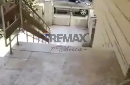 Full Floor - Studio - 2 Bathrooms for sale in Ammar Ibn Yasser St. - El Hegaz Square - El Nozha - Cairo