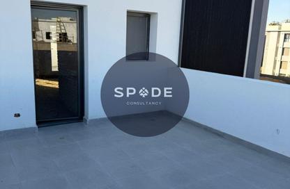 Townhouse - 5 Bedrooms - 5 Bathrooms for sale in Eastshire compound - 5th Settlement Compounds - The 5th Settlement - New Cairo City - Cairo
