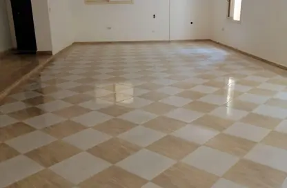 Apartment - 3 Bedrooms - 2 Bathrooms for rent in Al Amn Al Aam Compound - The 1st Settlement - New Cairo City - Cairo