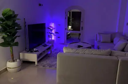 شقة - 2 غرف نوم - 2 حمامات للبيع في شارع الجزيرة - المستثمرين الجنوبية - مدينة القاهرة الجديدة - القاهرة