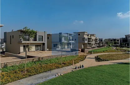 Villa - 4 Bedrooms - 4 Bathrooms for sale in Swan Lake Residence - 5th Settlement Compounds - The 5th Settlement - New Cairo City - Cairo