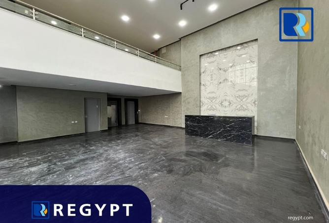 100092984 - Property Image 2