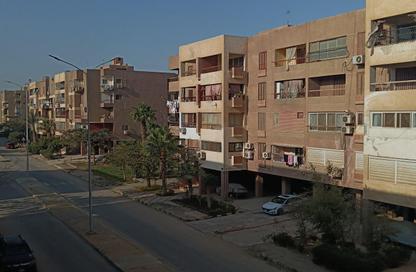 شقة - 3 غرف نوم - 2 حمامات للبيع في الحي الثامن - مدينة 6 أكتوبر - الجيزة