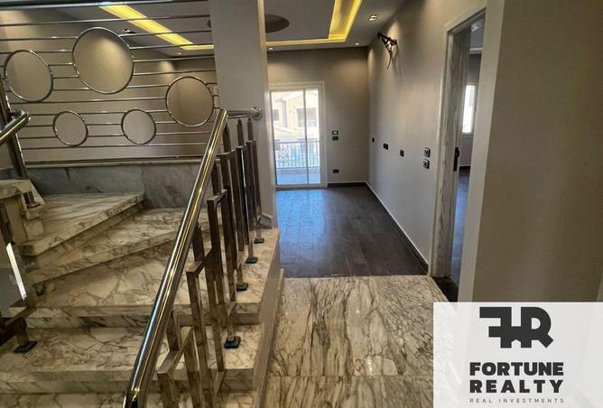 77056003 - Property Image 2