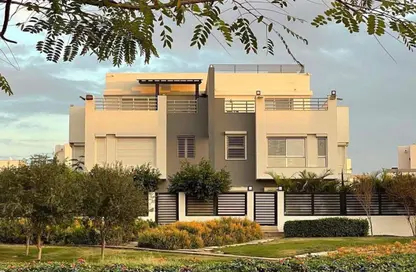 Twin House - 5 Bedrooms - 4 Bathrooms for sale in Garden Residence - Hyde Park - New Cairo City - Cairo