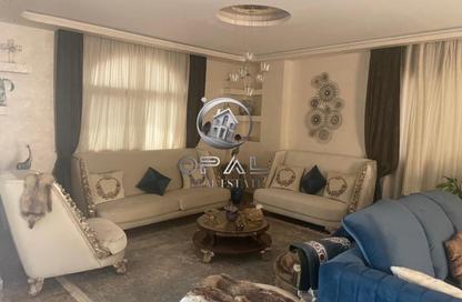 Apartment - 4 Bedrooms - 3 Bathrooms for rent in West Somid - 6 October City - Giza