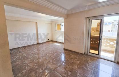 Apartment - 2 Bedrooms - 1 Bathroom for sale in Stanley - Hay Sharq - Alexandria Apartment - 2 Bedrooms - 1 Bathroom for sale in Stanley - Hay Sharq - Alexandria