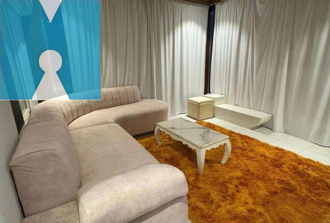 8593190 - Property Image 2