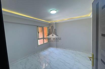 Apartment - 2 Bedrooms - 1 Bathroom for sale in Palms - Al Wahat Road - 6 October City - Giza