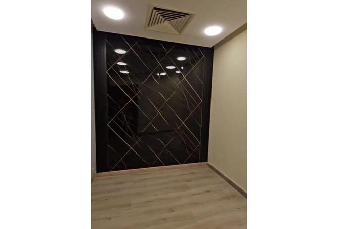 8709860 - Property Image 2