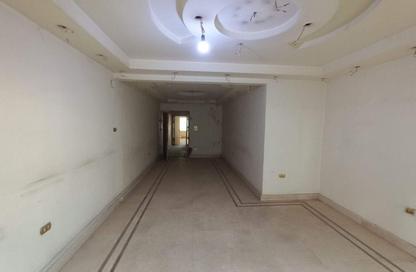Apartment - 2 Bedrooms - 2 Bathrooms for sale in Al Hegaz St. - Roxy - Heliopolis - Masr El Gedida - Cairo