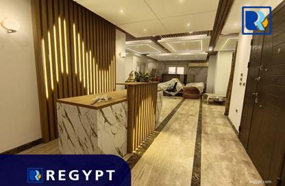Office Space - Studio - 5 Bathrooms for rent in Zahraa Al Maadi St. - Degla - Hay El Maadi - Cairo