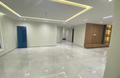 Apartment - 3 Bedrooms - 3 Bathrooms for sale in Mohamed Hassanein Heikal St. - 6th Zone - Nasr City - Cairo