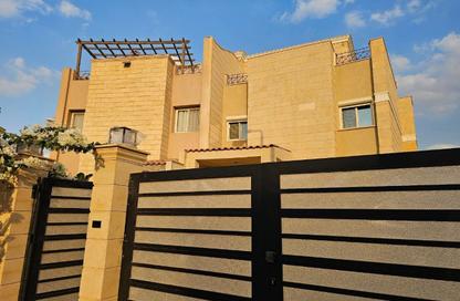 Villa - 5 Bedrooms - 6 Bathrooms for rent in El Shorouk Compounds - Shorouk City - Cairo