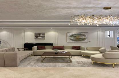 Apartment - 3 Bedrooms - 3 Bathrooms for sale in Cornish El Nile St. - Maadi - Hay El Maadi - Cairo