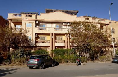 Apartment - 3 Bedrooms - 2 Bathrooms for sale in Aly Sharawy St. - Al Narges 5 - Al Narges - New Cairo City - Cairo