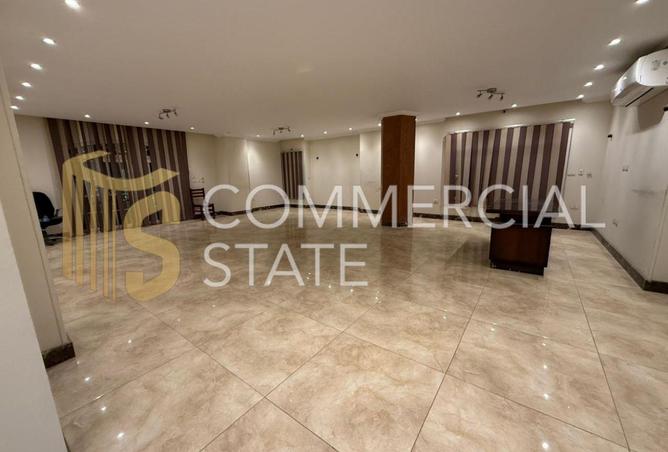 72440155 - Property Main Image