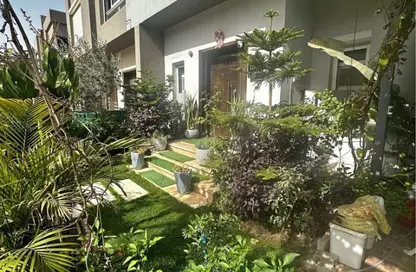 Villa - 4 Bedrooms - 4 Bathrooms for sale in Etapa - Sheikh Zayed Compounds - Sheikh Zayed City - Giza