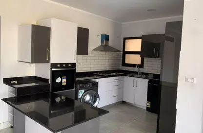 شقة - 3 غرف نوم - 3 حمامات للبيع في 6 ويست - بيفرلي هيلز - كمبوندات الشيخ زايد - الشيخ زايد - الجيزة