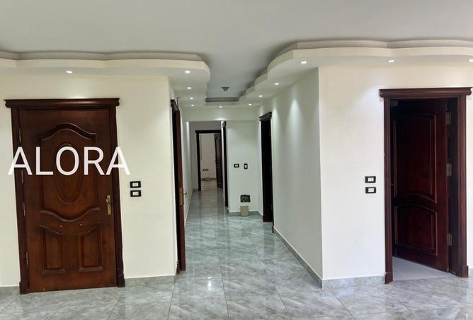 8508692 - Property Image 2