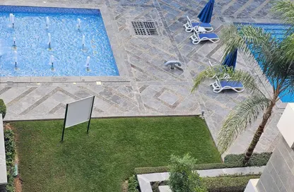 (بنتهاوس  (روف - 3 غرف نوم - 3 حمامات للايجار في كمبوندات الشروق - مدينة الشروق - القاهرة