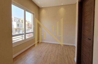 تاون هاوس - 4 غرف نوم - 5 حمامات للايجار في نيو جيزة - طريق مصر اسكندرية الصحراوي - مدينة 6 أكتوبر - الجيزة