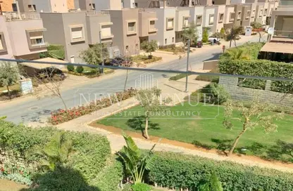 شقة - 2 غرف نوم - 2 حمامات للبيع في كمبوند فيلدج جاردن القطامية - كمبوندات التجمع الخامس - التجمع الخامس - مدينة القاهرة الجديدة - القاهرة