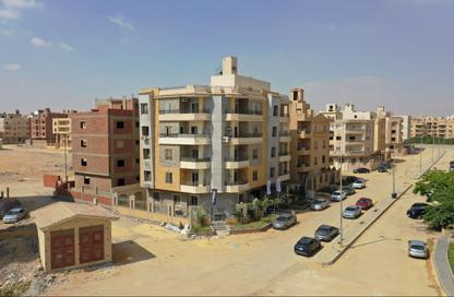Apartment - 4 Bedrooms - 3 Bathrooms for sale in North Lotus - El Lotus - New Cairo City - Cairo