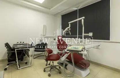 عيادة - 2 غرف نوم - 2 حمامات للايجار في ميدان هليوبوليس - ميدان هليوبوليس - النزهة - القاهرة