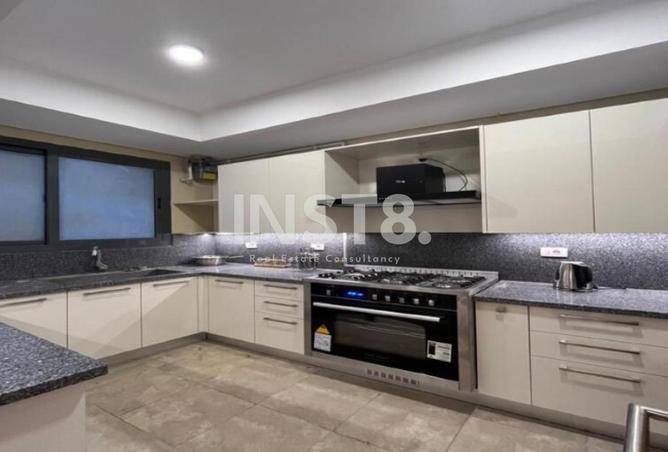 8632351 - Property Image 2