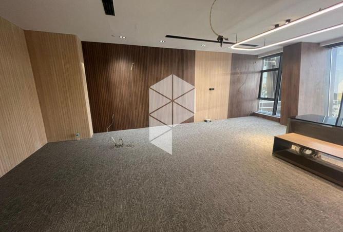 70363655 - صورة العقار 3