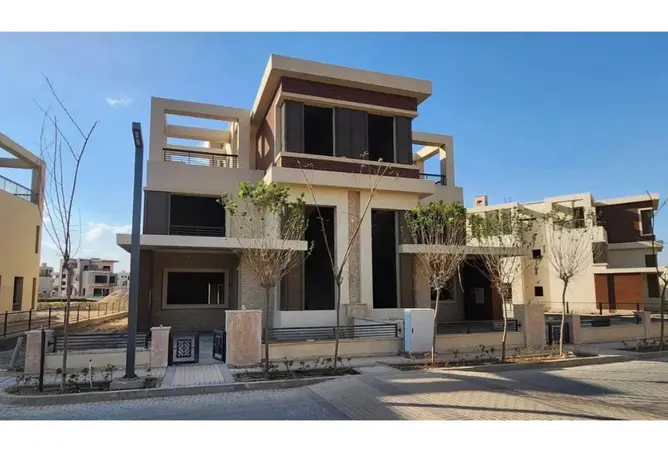 100079972 - Property Image 2