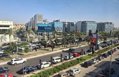 مساحات مكتبية - استوديو - 3 حمامات للايجار في سنترال افينيو - الحي الثاني - الشيخ زايد - الجيزة