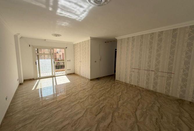 87828319 - Property Main Image