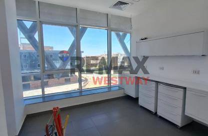 عيادة - استوديو - 1 للايجار في سنترادا بلازا - ميدان جهينة - مدينة 6 أكتوبر - الجيزة