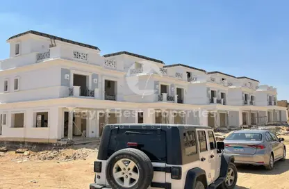 Townhouse - 3 Bedrooms - 3 Bathrooms for sale in Mountain View Chill Out Park - Northern Expansions - 6 October City - Giza