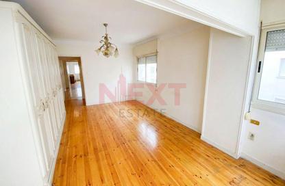 Apartment - 3 - 2 for sale in Sant Giyn St. - Kafr Abdo - Roushdy - Hay Sharq - Alexandria