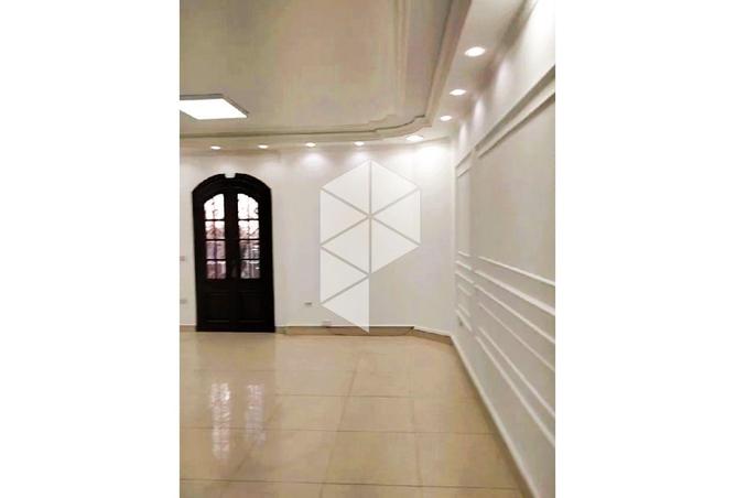 52715218 - Property Image 2