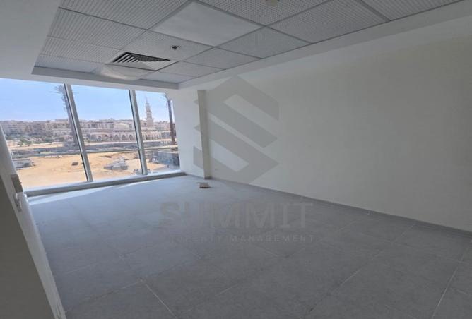 98824962 - Property Image 3