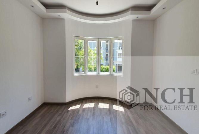 8677695 - Property Image 2