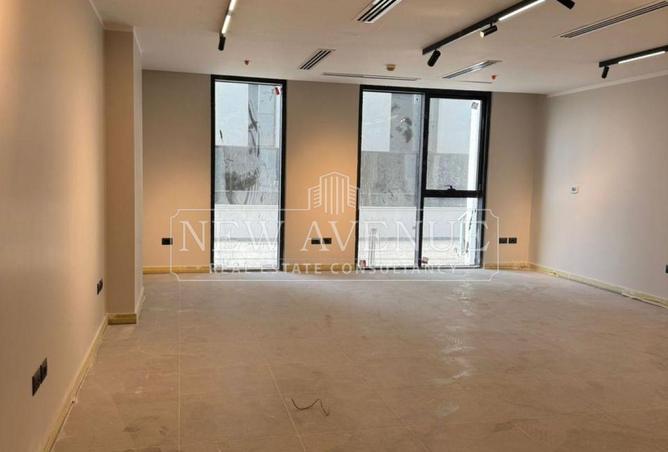 102904339 - Property Image 2