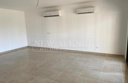 Apartment - 2 Bedrooms - 3 Bathrooms for sale in Moon Residences - Fifth Square - The 5th Settlement - New Cairo City - Cairo