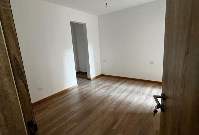 74588079 - Property Image 2