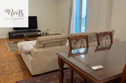 شقة - 2 غرف نوم - 2 حمامات للايجار في شارع محمد مظهر - الزمالك - القاهرة