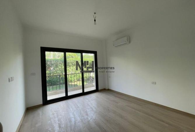 63880960 - Property Image 3