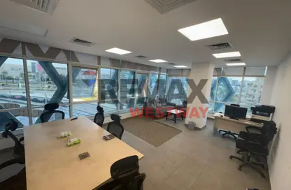 Office Space - 2 Bedrooms - 1 Bathroom for rent in Arkan Plaza - 26th of July Corridor - Sheikh Zayed City - Giza