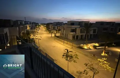 Villa - 3 Bedrooms - 5 Bathrooms for rent in Sodic East - 6th District - New Heliopolis - Cairo